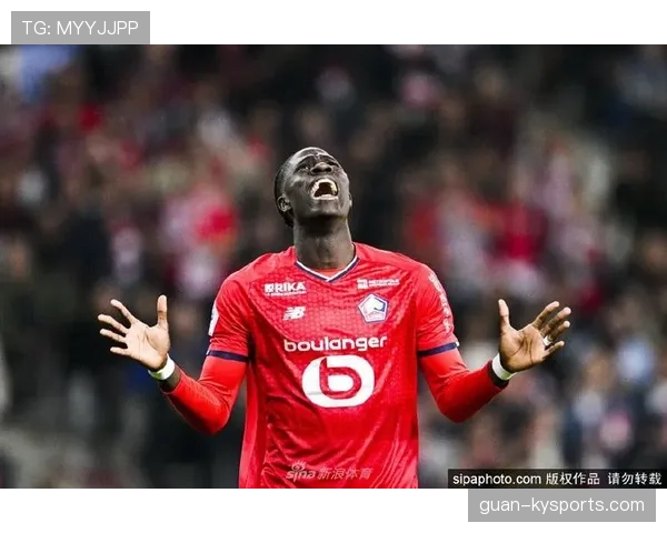 奥纳纳如何成为埃弗顿中场的支柱？